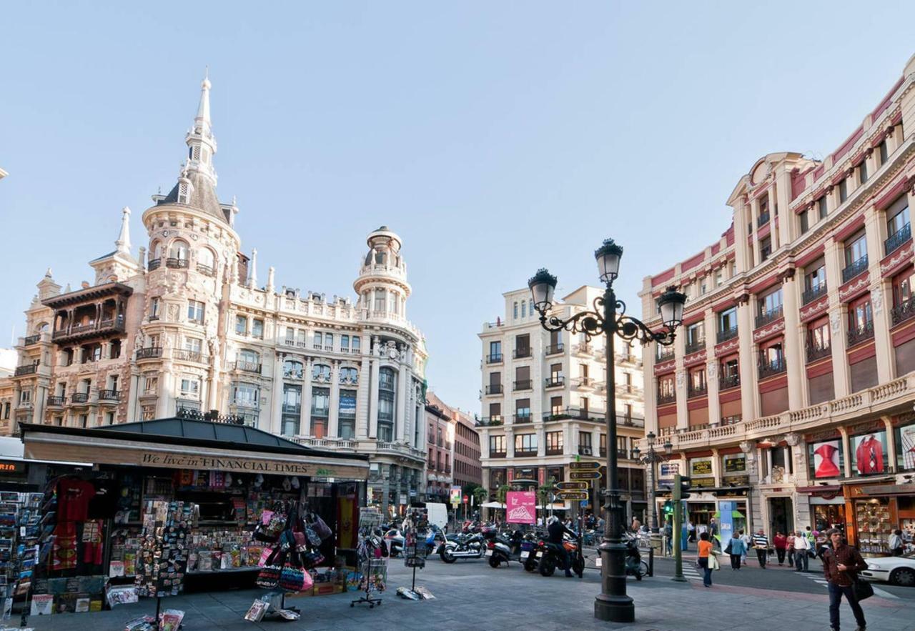 Atico En El Centro De Madrid - Calle Jardines Екстер'єр фото