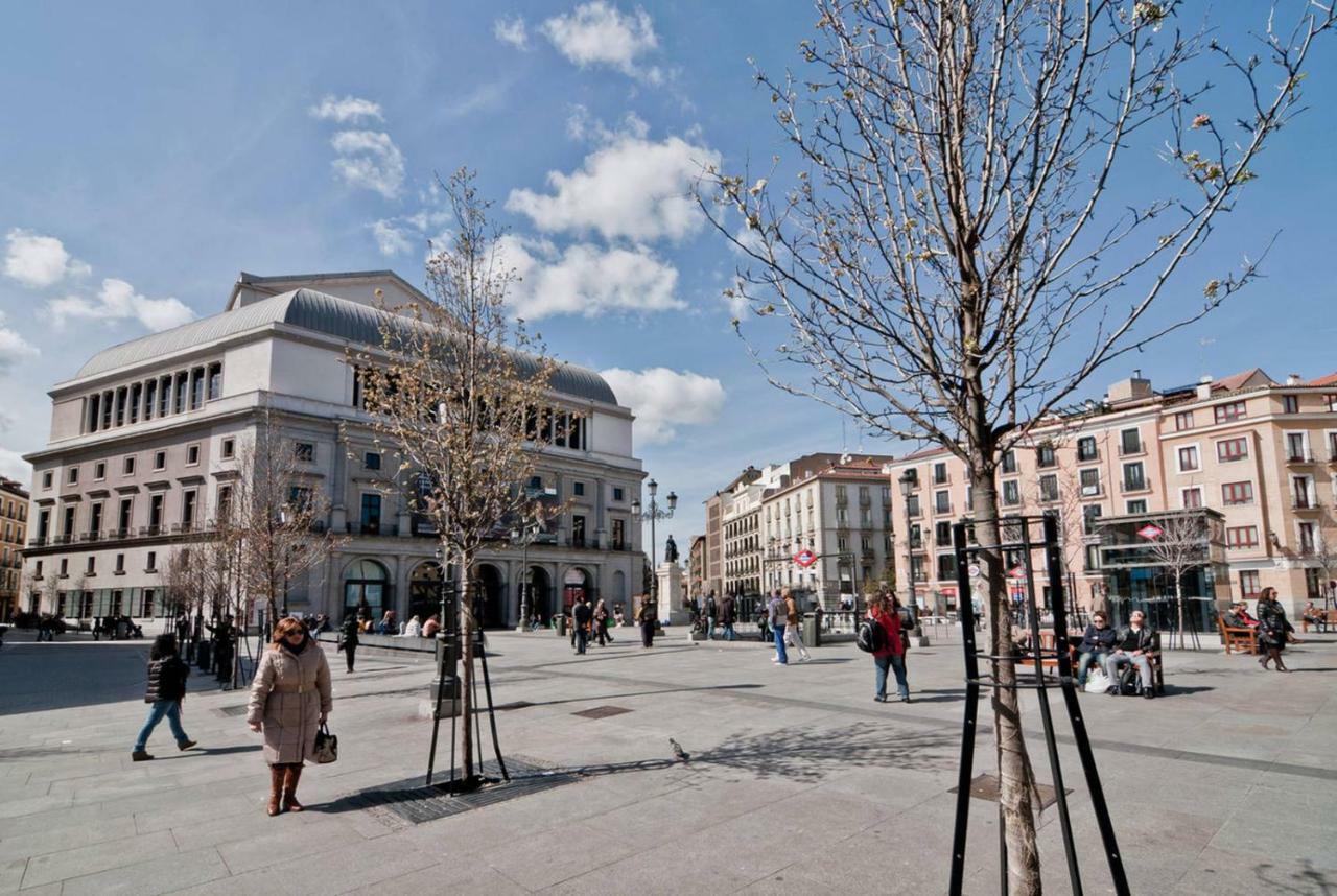 Atico En El Centro De Madrid - Calle Jardines Екстер'єр фото