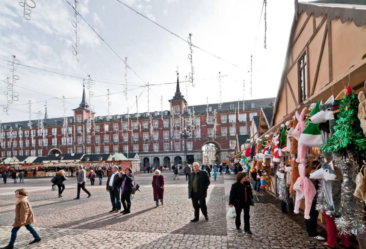 Atico En El Centro De Madrid - Calle Jardines Екстер'єр фото